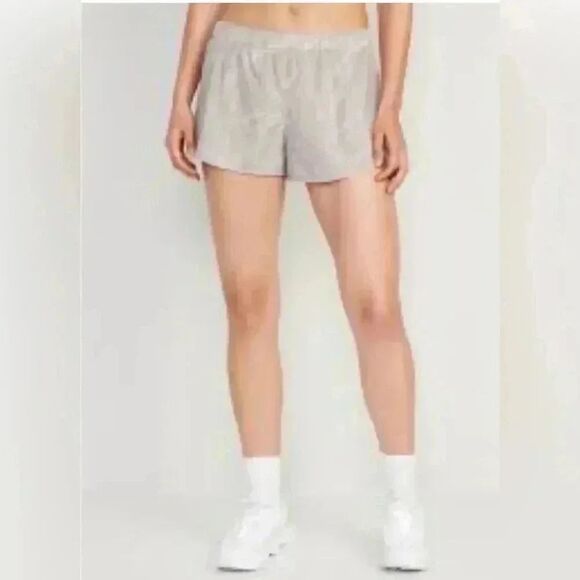 NWT Old Navy Quick Dry Active 4 Way Stretch Board Shorts Neutral B Sz XL #1184 - Picture 1 of 13